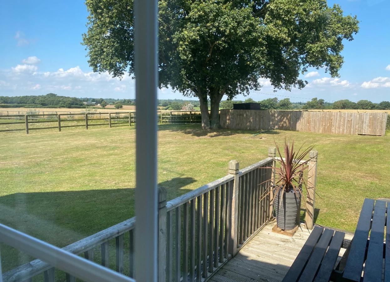 Villa Near Woodbridge The Annexe Eyke Fantastic Views With Dog Secure Garden And Paddock Exterior foto