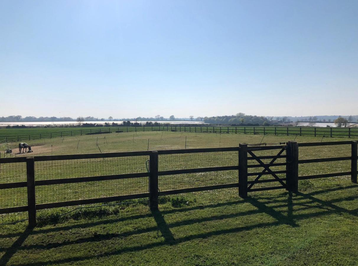 Villa Near Woodbridge The Annexe Eyke Fantastic Views With Dog Secure Garden And Paddock Exterior foto